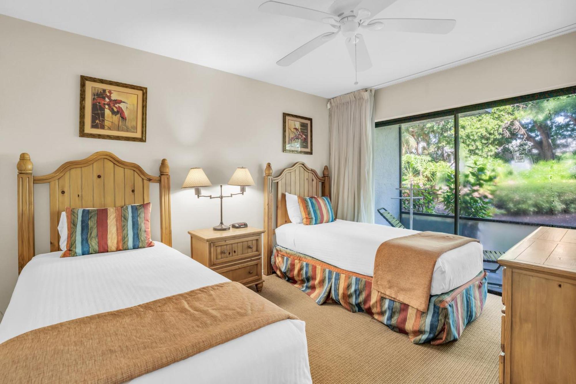 Park Shore Resort By Mike Z Rentals (Adults Only) Naples Exterior photo