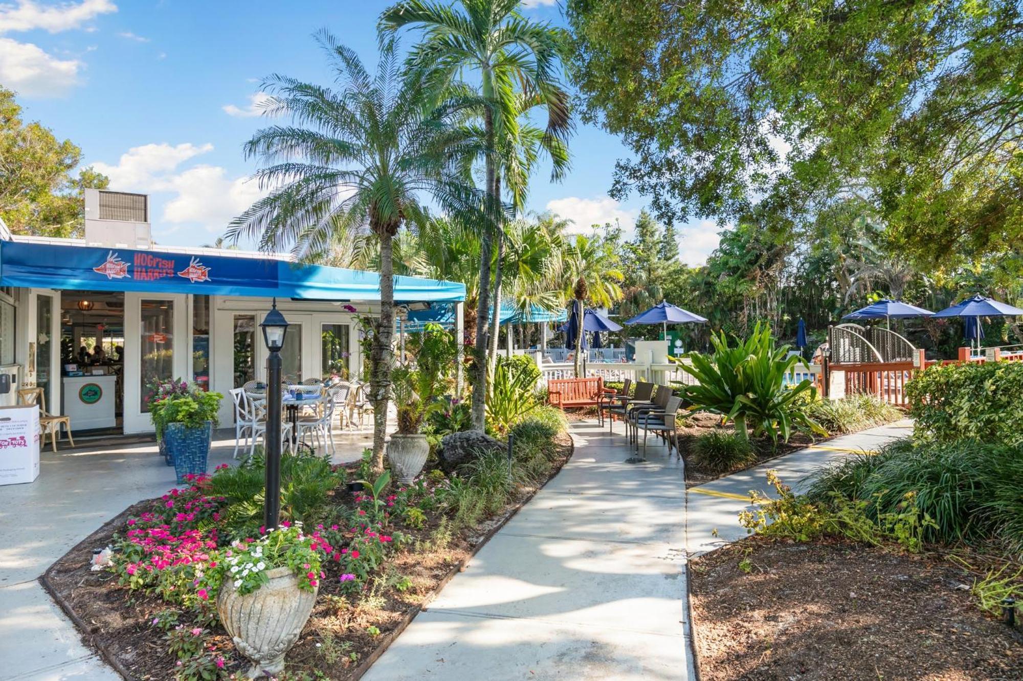 Park Shore Resort By Mike Z Rentals (Adults Only) Naples Exterior photo